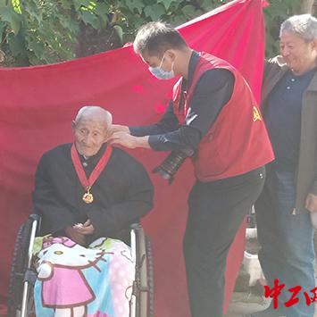青岛即墨摄影培训班，邂逅成都王老师摄影的奇妙之旅