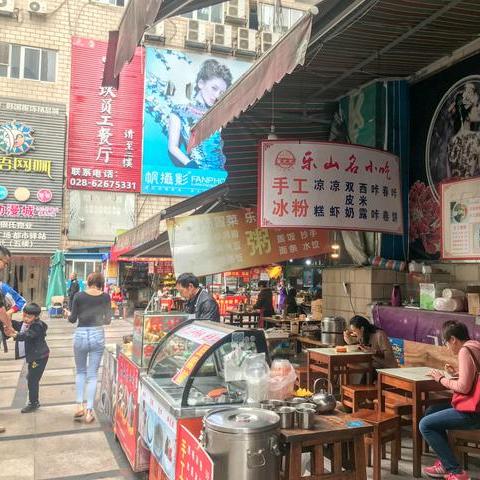 在成都王老师摄影，开启广告摄影培训的奇妙之旅