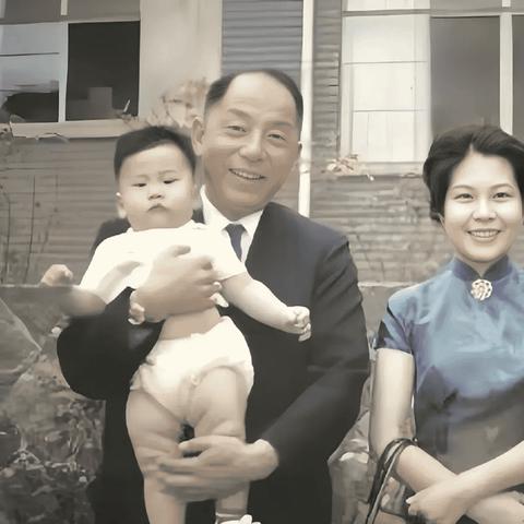嘿！成都王老师摄影有培训班么？咱一起去瞅瞅呗！