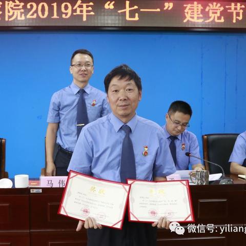 生日拍照姿势大全 生日拍照姿势大全