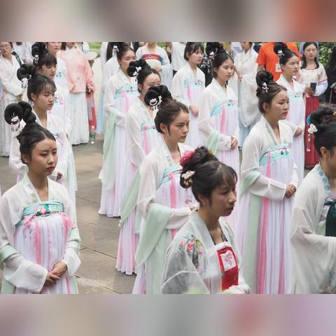 在成都王老师摄影，开启成人摄影培训班的奇妙之旅