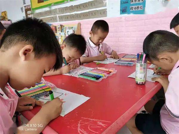 在成都树莓教育摄影课的奇妙视界之旅