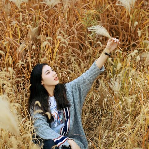 拍照姿势大全图片欣赏女 拍照姿势大全图片欣赏女