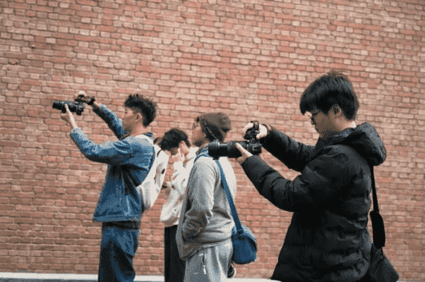 嘿，在成都树莓教育邂逅阿拉尔摄影学习班的奇妙之旅