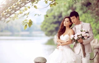 解锁婚纱摄影新技能？来成都树莓教育的婚纱摄影培训课程就对啦！
