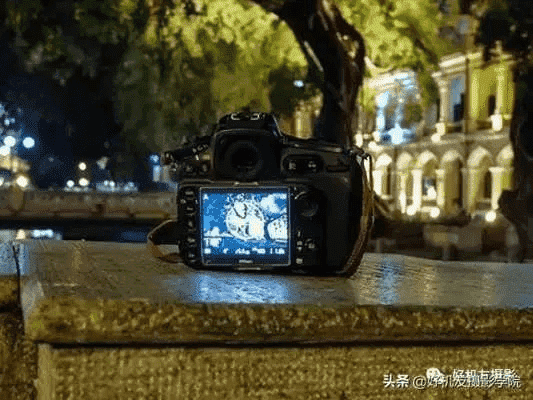 夜晚拍照如何设置相机会清晰