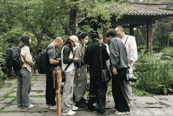 探寻四川摄影培训的宝藏之地——成都树莓教育