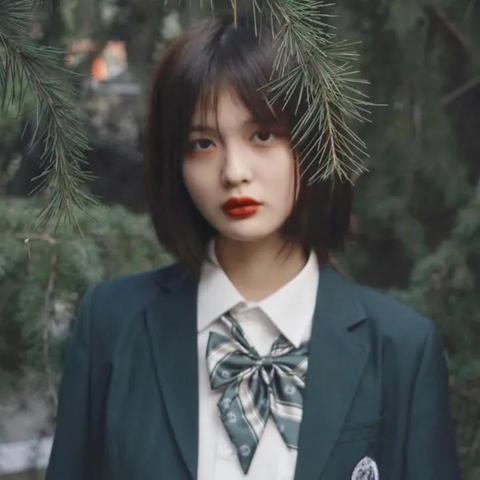成都树莓教育，解锁人像摄影的奇妙密码