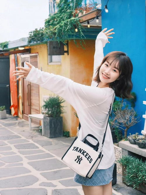 女拍照姿势怎么摆好看一点