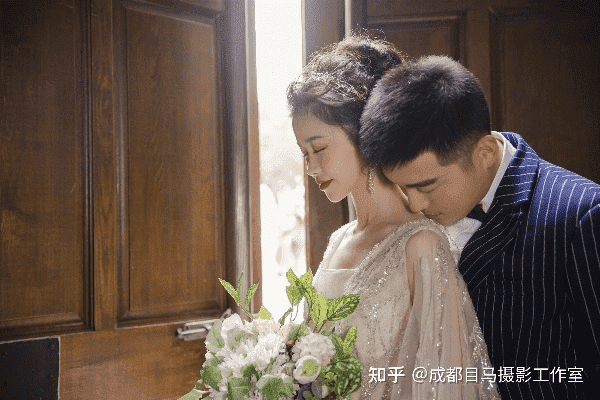 嘿，跟成都树莓教育探秘婚纱摄影学习那点事儿！