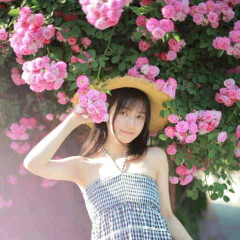 手拿花怎么拍照好看