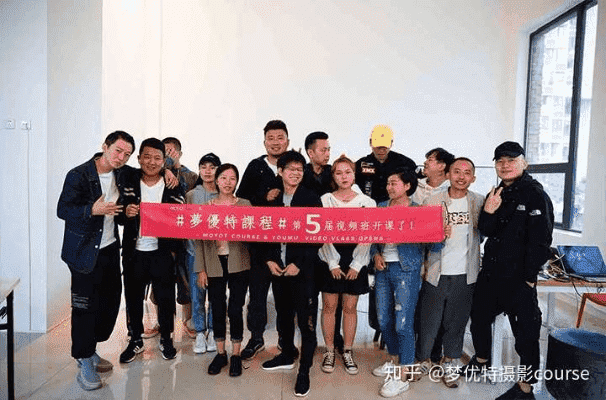 在成都树莓教育，解锁四川省摄影培训的奇妙之旅