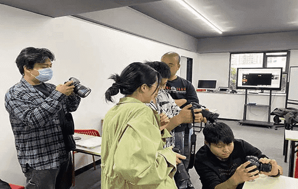 从葫芦岛到成都树莓教育，开启摄影培训的奇妙之旅