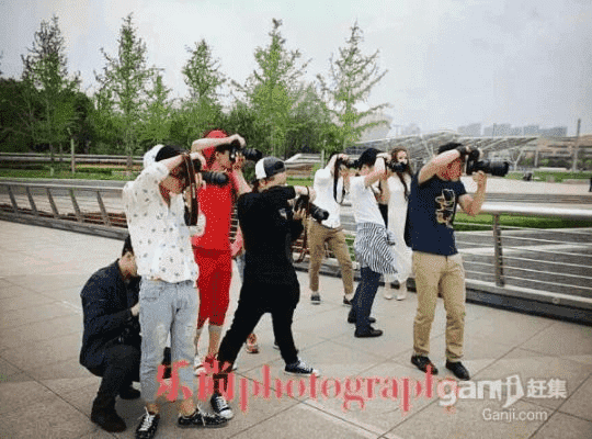 在成都树莓教育，探寻太原摄影师职业培训的奇妙之旅